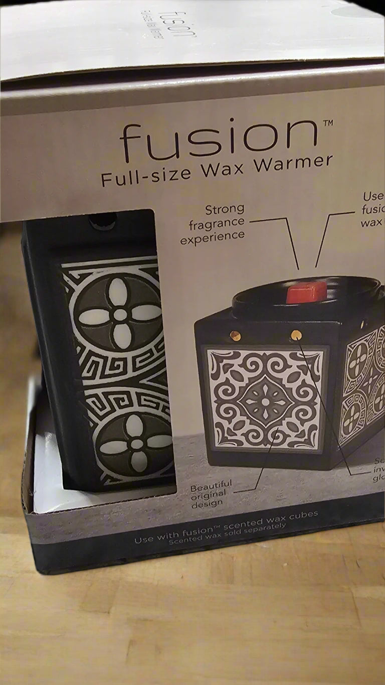 Wax Warmer- Black and White